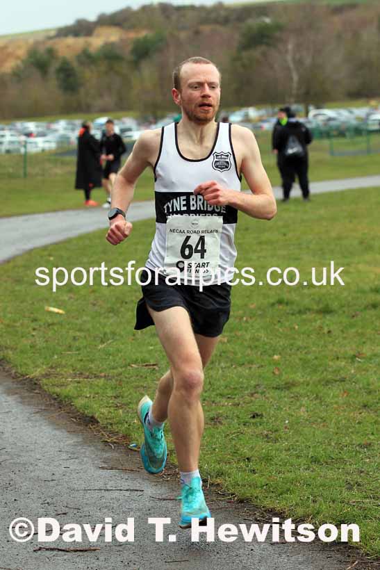 Senior Men and Veterans (Over 40s), 2023 NECAA Royal Signals Relays, Hetton le Hole, County Durham. Photo: David T. Hewitson/Sports for All Pics